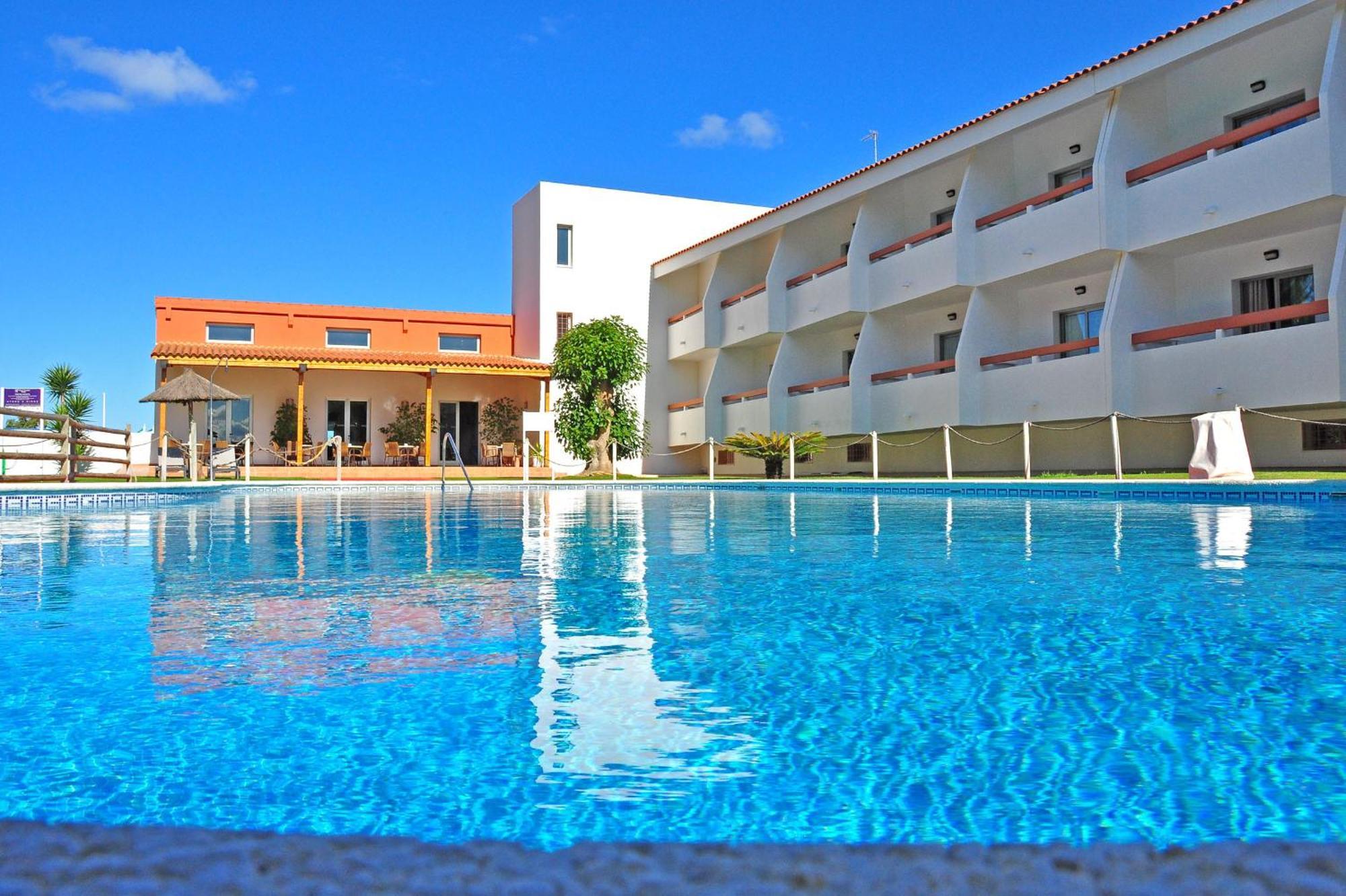 Hotel Pradillo Conil Конил-де-ла-Фронтера Екстериор снимка