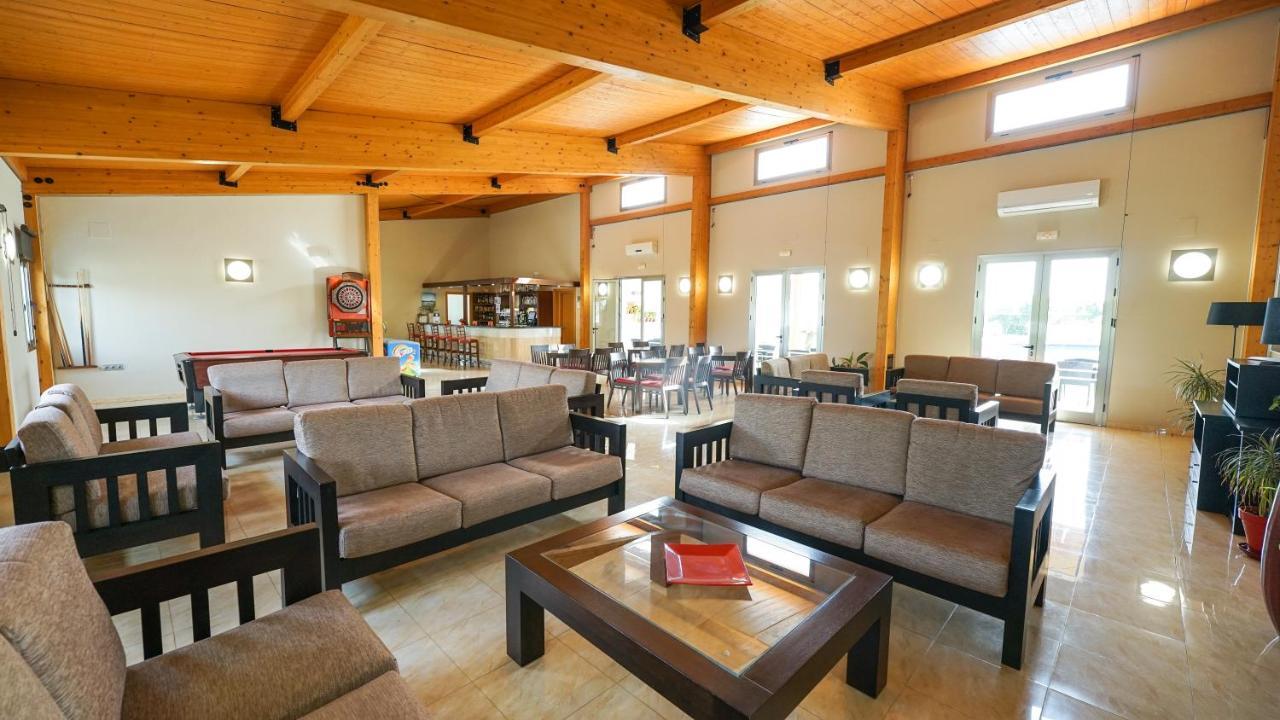Hotel Pradillo Conil Конил-де-ла-Фронтера Екстериор снимка