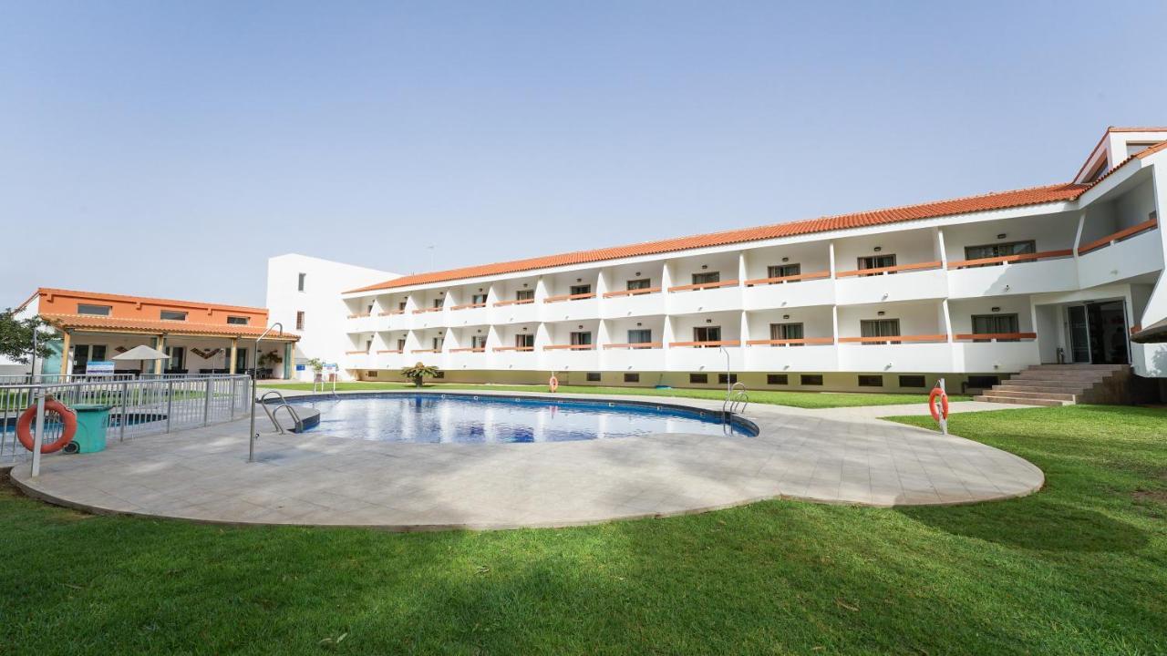 Hotel Pradillo Conil Конил-де-ла-Фронтера Екстериор снимка