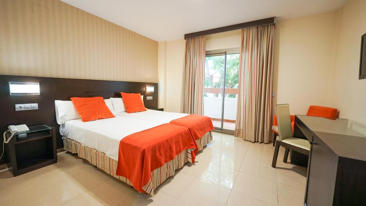 Hotel Pradillo Conil Конил-де-ла-Фронтера Екстериор снимка