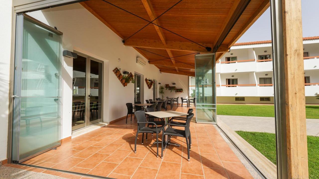 Hotel Pradillo Conil Конил-де-ла-Фронтера Екстериор снимка