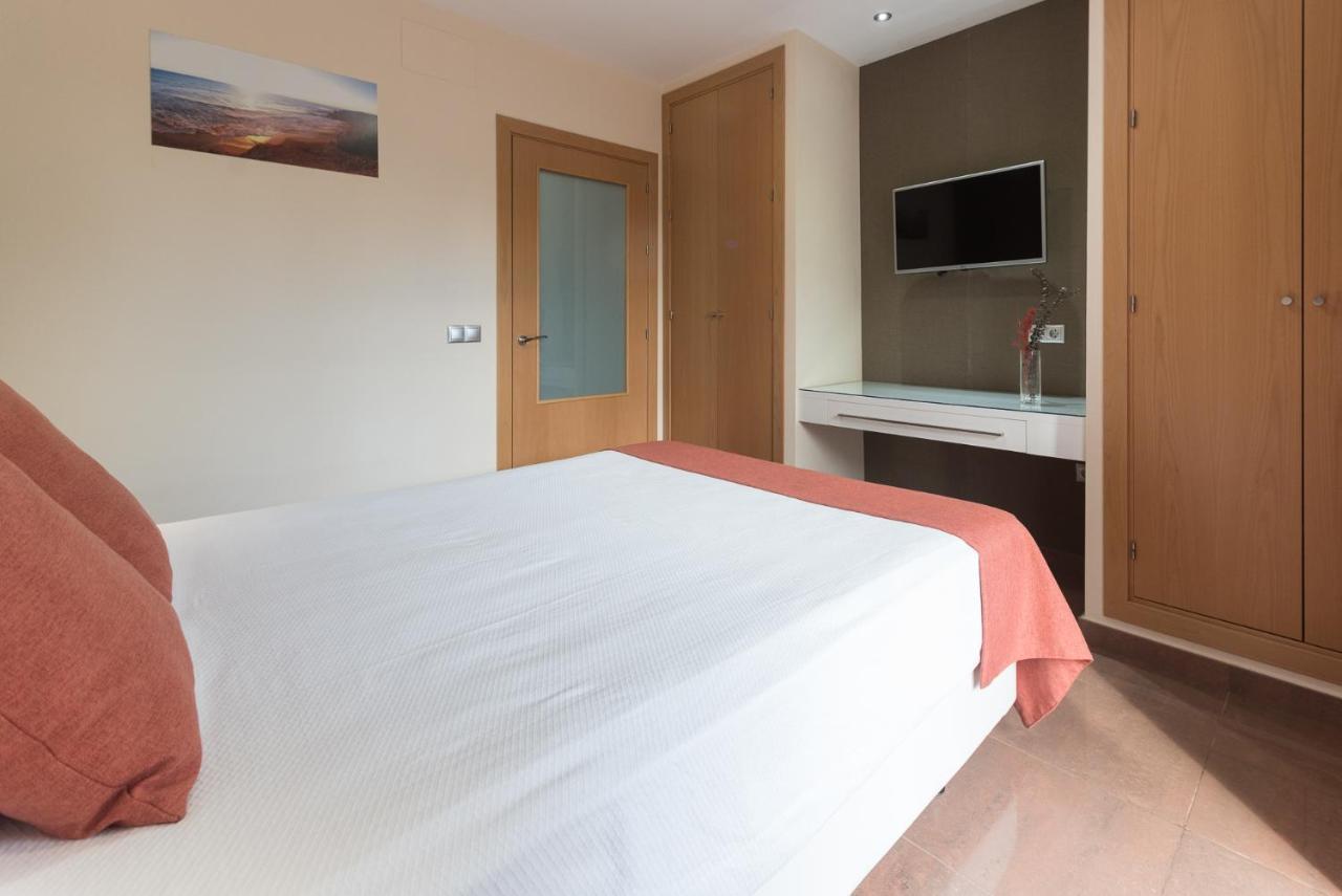 Hotel Pradillo Conil Конил-де-ла-Фронтера Екстериор снимка