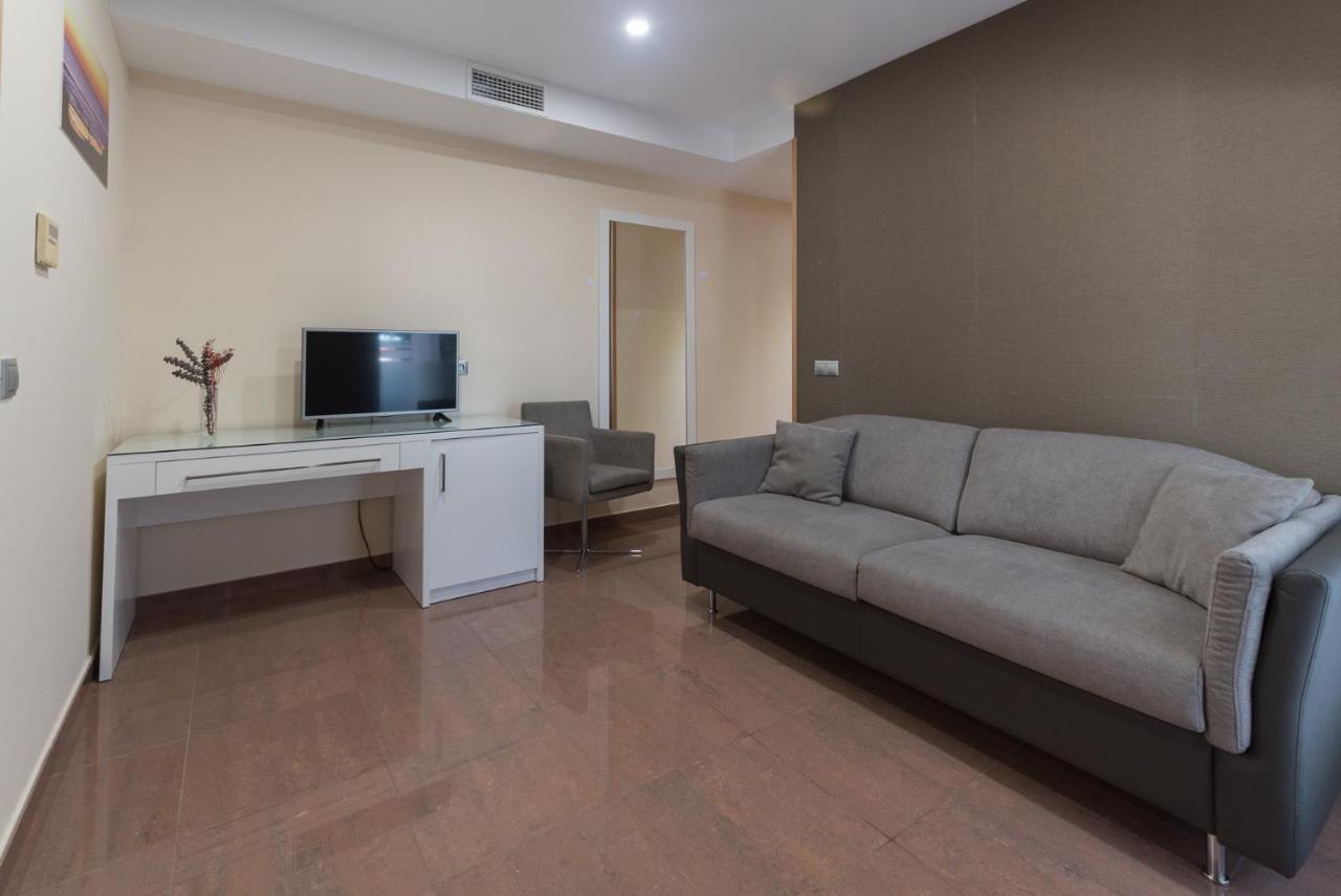Hotel Pradillo Conil Конил-де-ла-Фронтера Екстериор снимка